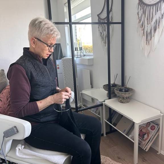 Pelvic Chair og lysterapi - Studio Strong, Horsens